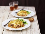 Shepherd's pie with beer — Stock Photo