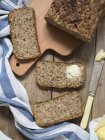 Wholemeal bread with seeds — Stock Photo