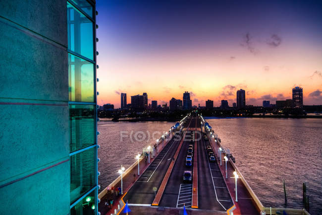 Saint Petersburgh cityscape — Stock Photo