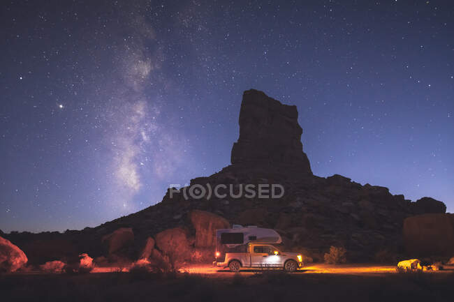 Beautiful night starry sky with stars and milky way — Stock Photo