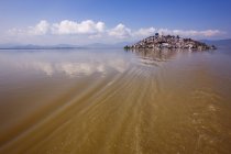 Janitzio island in waterscape of Patzcuaro, Michoacan, Mexico — Stock Photo